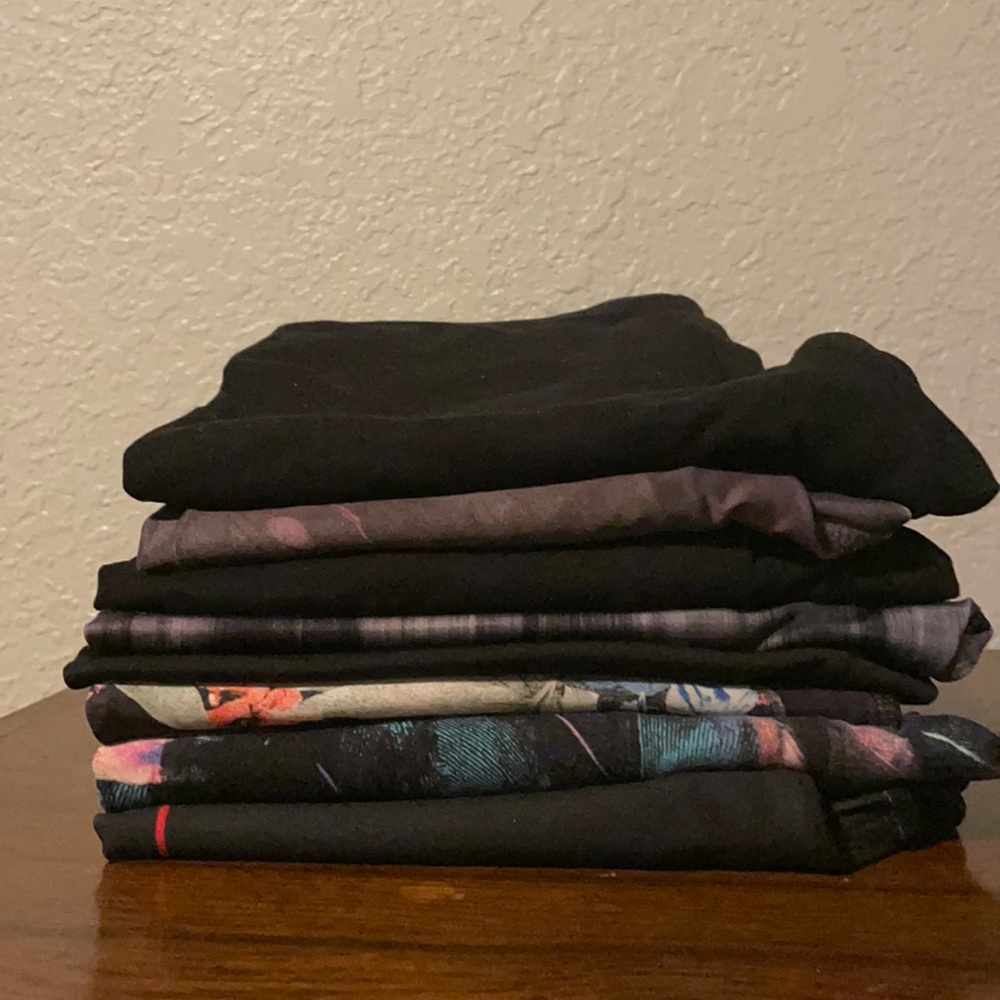 Box of 8 small leggings